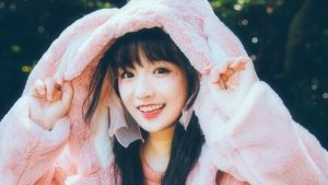 喜欢上同性女生,但是父母逼我嫁给别人怎么办 1