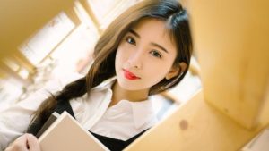 和暧昧异性一起见前男友,他问我前男友帅不帅啥意思呀 1