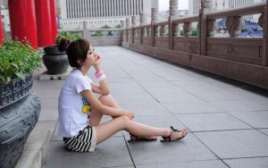 谈恋爱期间,男朋友还在用社交app正常吗 1