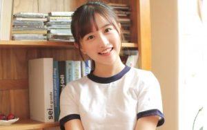 我和女友因她羡慕同事礼物起了争执,这到底咋办呀 1