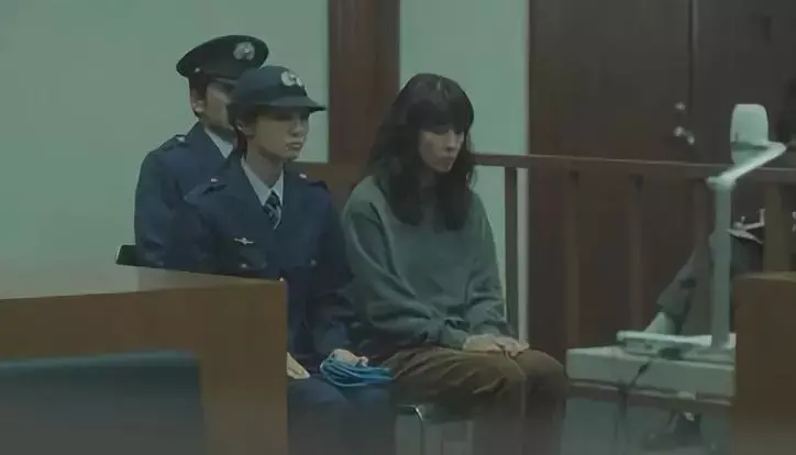 当一个女性选择成为家庭主妇，她会经历什么？_情感