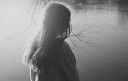 分手后，女人求复合，男人心里在想什么？_情感