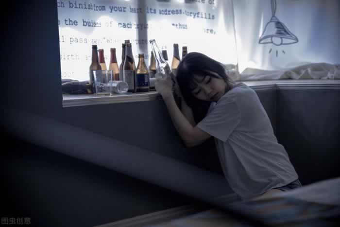 分手后,对方如果有了新对象,主要有这三个原因_情感