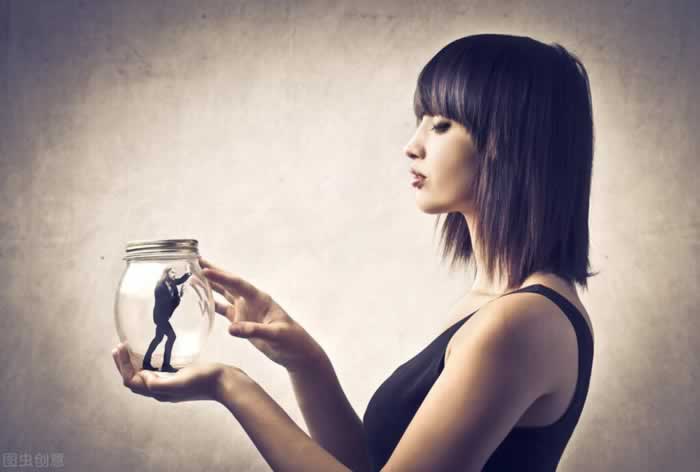 爱情中的隐形杀手——控制欲：内心深处藏着自卑的小孩_情感