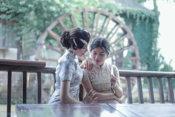 人到中年，男人会出轨什么样的女人？过来人说了重要的3点_情感