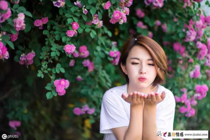 去男朋友家吃饭时没帮忙干活,导致男朋友和我大吵,说我不懂事_情感