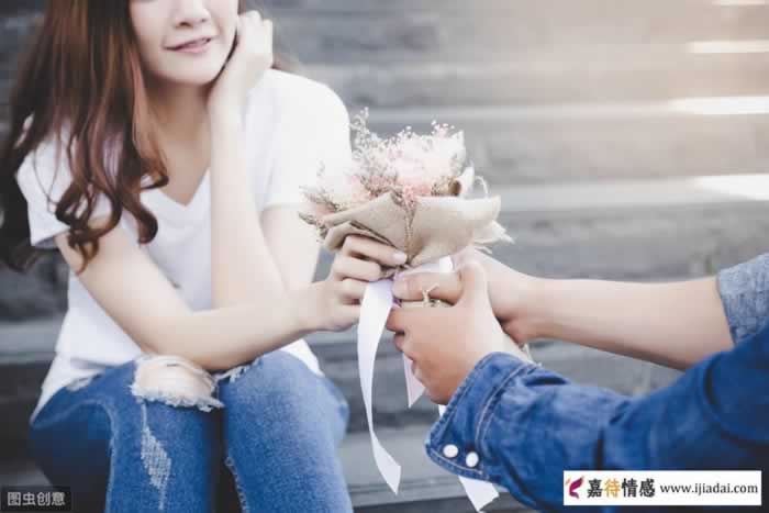 我妈找人给我算命，说我男朋友30岁时有桃花运，我应该和他分吗？_情感