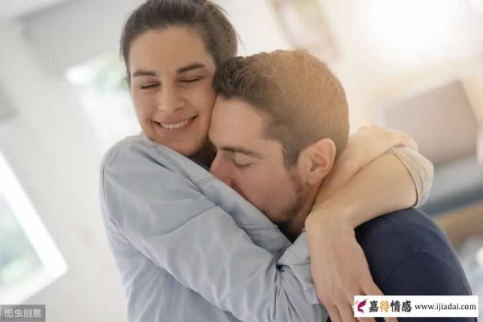 我和老公结婚5年后，他说他心里还爱着前妻，要和我离婚_情感