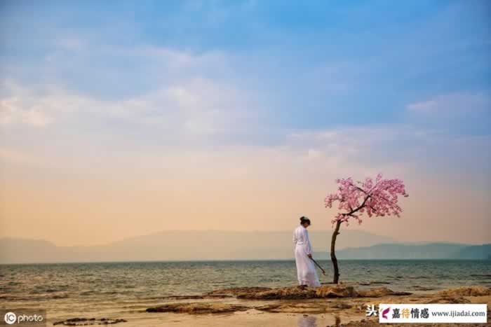 有种闺蜜是这样的“我希望你过得好，但最好不要比我更好。”_情感