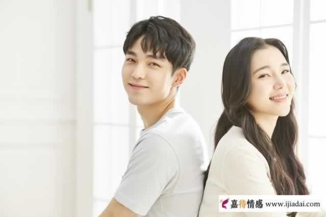 女人隐私给男人看(女人把隐私全告诉你说明什么)_情感
