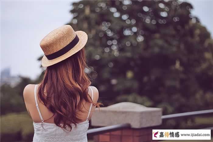 女朋友出轨的细微表现，有这表现一定要警惕_情感