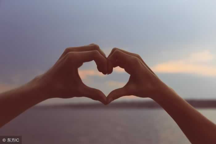 挽回男友，如何迈出联系对方的第一步？_情感