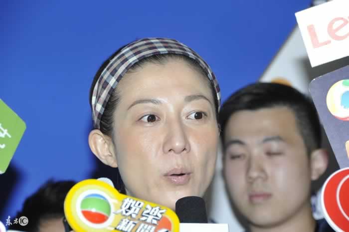 这个母亲“有毒”，拥有这样的母亲该哭还是该笑？_情感