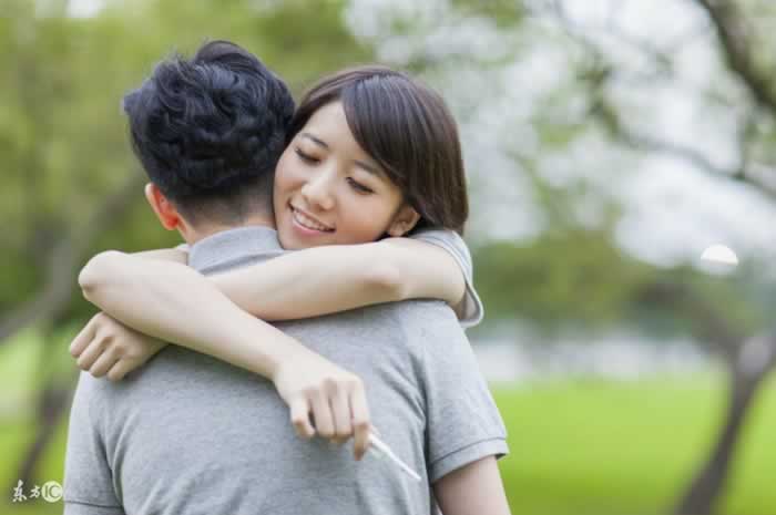 挽回他,看的不是变伟大和变渺小,是靠你自私_情感