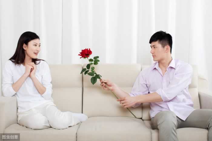 这三个地方“小”的女人,哪怕离过婚,也有男人抢着要_情感