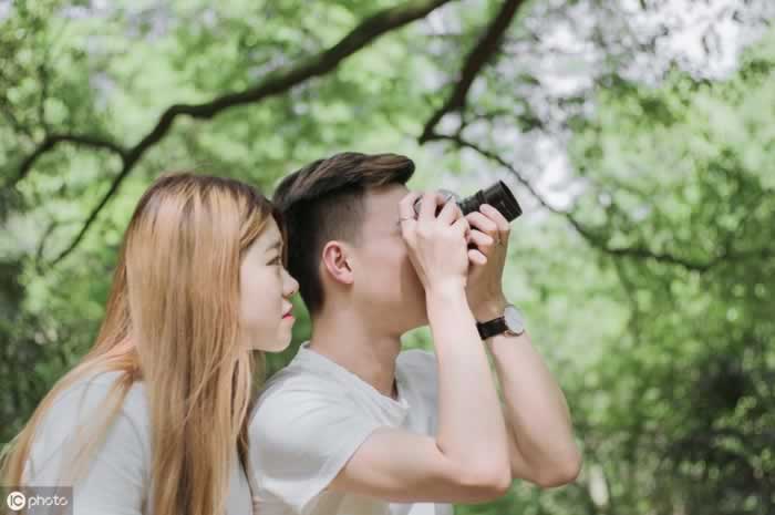 妈，我结婚了，媳妇说以后不跟你们住，妈是这么说的_情感