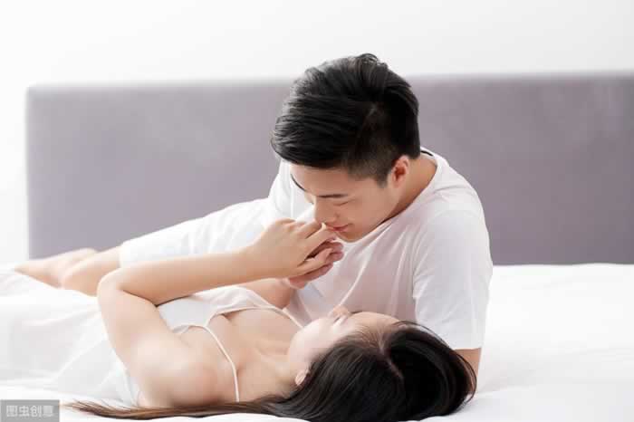 婚姻里，聪明的女人永远不会管男人这些事_情感