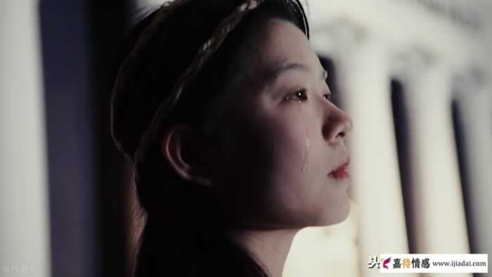 女人出轨有哪些是男人拿不准的心理呢？_情感