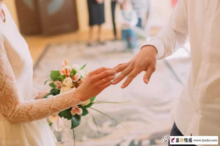 出轨怎么挽回婚姻,哪些技巧可以让男人放弃小三回归家庭?_情感