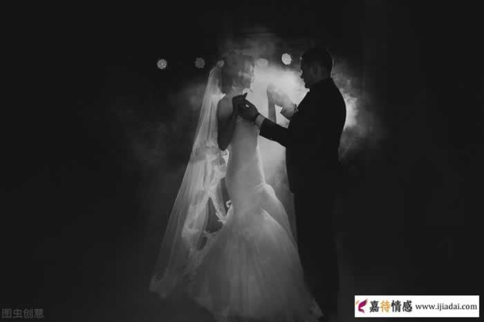 中晚年幸福婚姻｜老夫老妻要如何相爱，才不需要假装相爱_情感