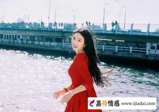 男女交往,两人最容易“来电”的瞬间,男生千万别错过_情感