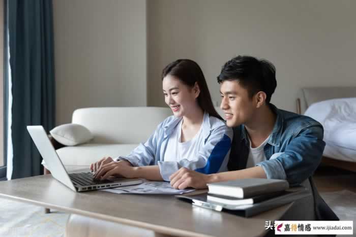 男生三个行为，让女生以为遇到了真爱？别被错误信号迷惑_情感