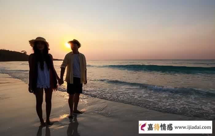 婚姻当儿戏?男人冷眼旁观,任由感情破碎却无动于衷_情感