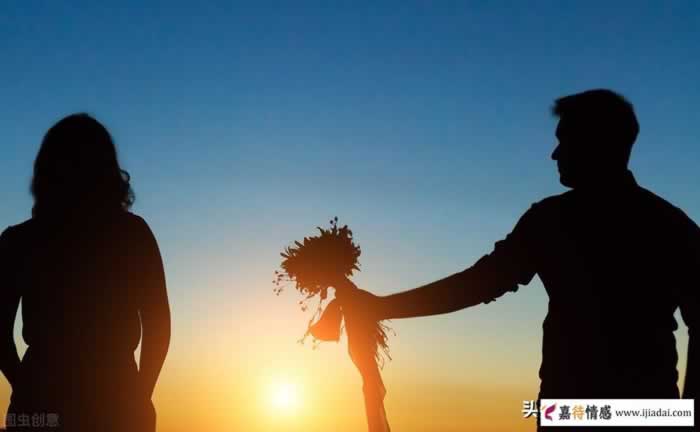 女人如何“作”而不死，越作越受宠？这样“作”男人根本欲罢不能_情感