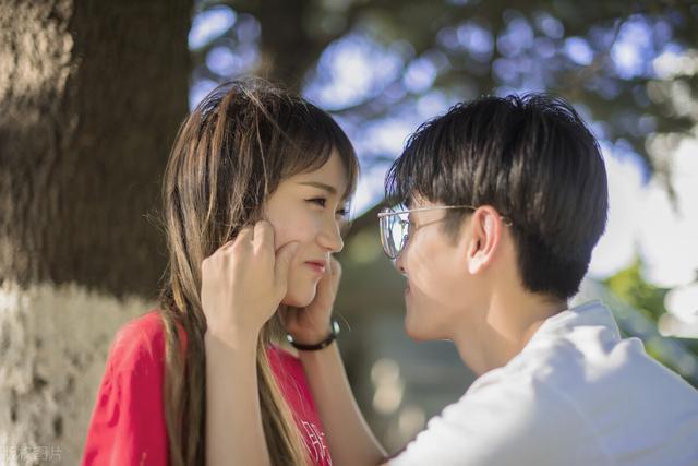 他不是说永远爱我的吗？为什么现在要离婚呢？_情感