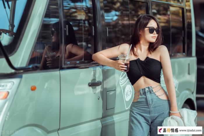 缺爱的女人常犯的2个错_情感