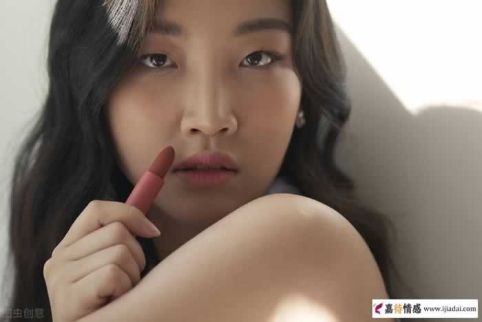 男性心态:出轨了,却不愿意离婚,是为什么?_情感