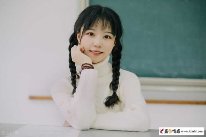 男人花不花心，女人不用试探，这3个细节暴露明显_情感