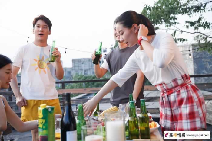 聪明的女人,不帮男人这3种忙_情感