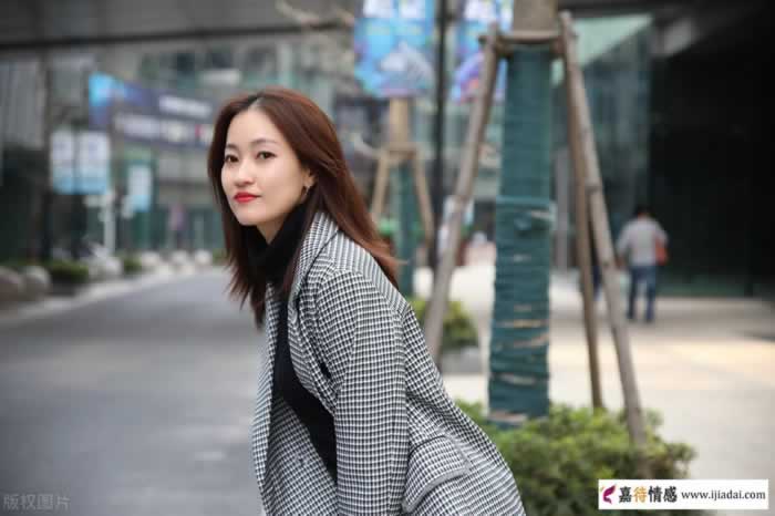 感情里，女人放下这3样东西，往往会过得更幸福_情感