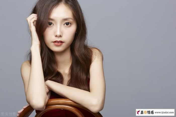 为什么女生总喜欢问你爱不爱她?_情感