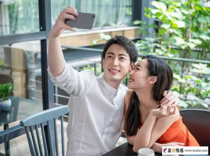 女人漂亮又迷人,3个“求爱”技巧帮你追到她_情感