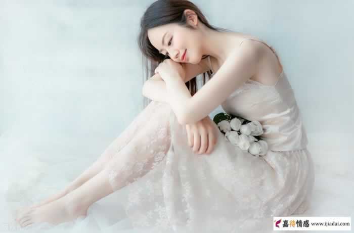 两性相处中不自爱的女人,谁都救不了_情感