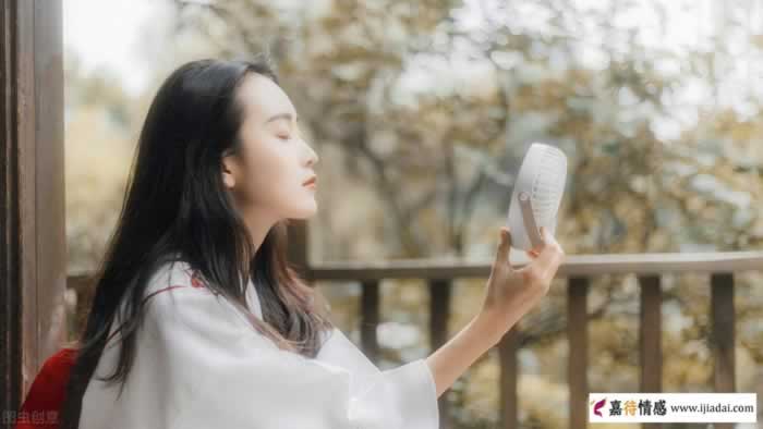 两性相处中不自爱的女人,谁都救不了_情感