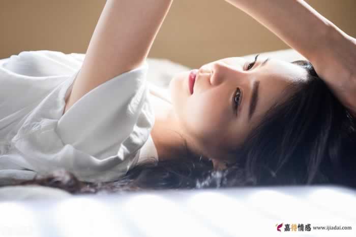 异性交往,男人除了生理需求,只要女人这2样东西_情感
