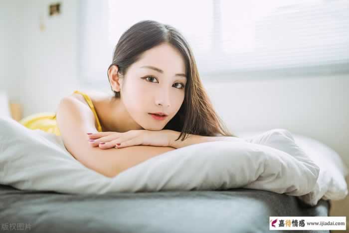 恋爱中的男女,谁占主导地位?要看这两点_情感