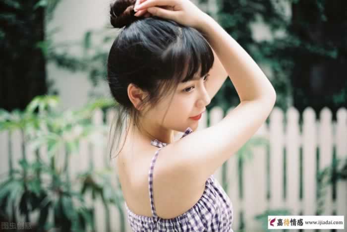 男女交往,聪明女人的3种做法,往往更能拴住男人的心_情感