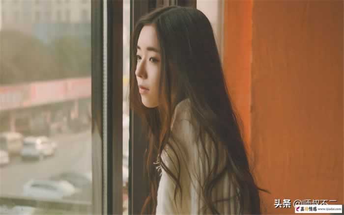 女人不爱你却“吊着”你的2种表现_情感