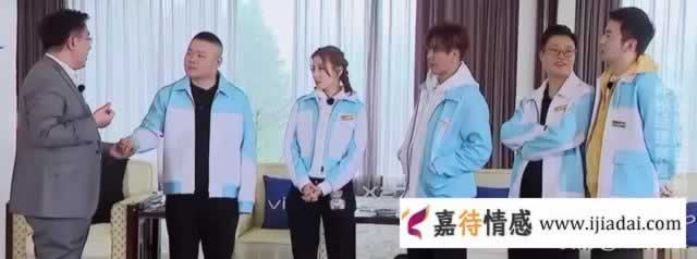 嘴会撒谎身体却很诚实，男人若爱你，这3点暴露无遗_情感