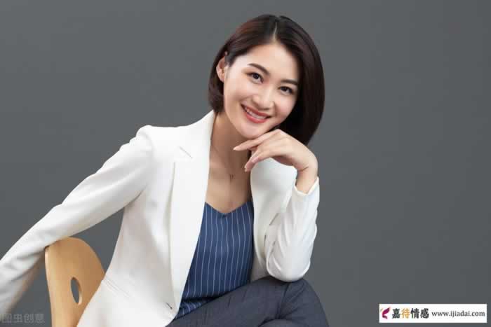 让男人喜欢的3种女人，要做到内外兼修_情感
