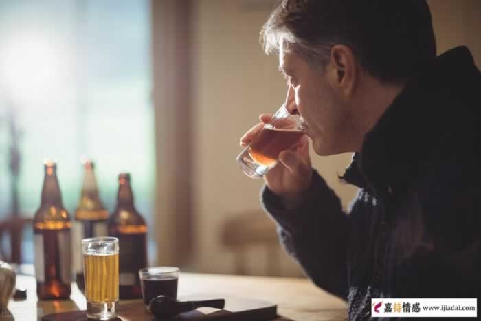 吵架就出去喝酒的男人，这三方面不健全_情感