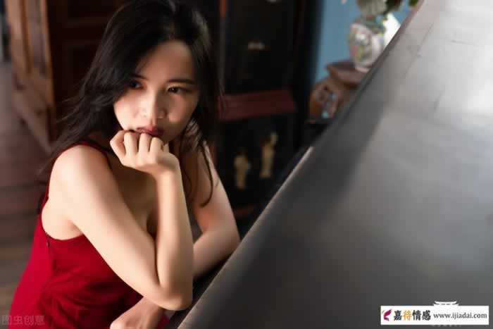 两性交往时女人对男人的三种幻想_情感