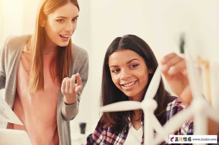 恋爱7年不带女友回家不结婚,算什么?_情感