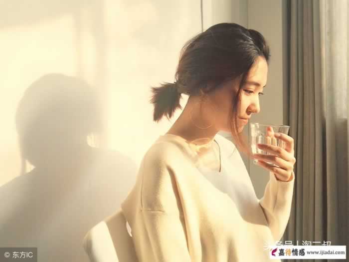娶了会后悔,女人的蠢表现在哪些方面?_情感