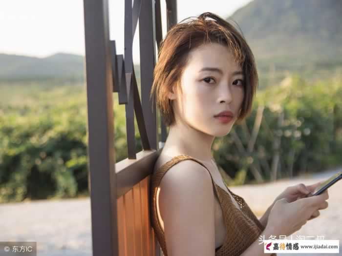 娶了会后悔,女人的蠢表现在哪些方面?_情感