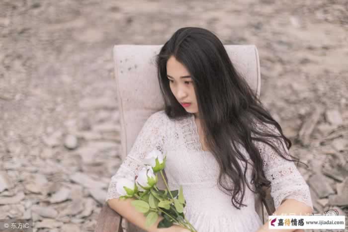 别爱的让人瞧不起!_情感